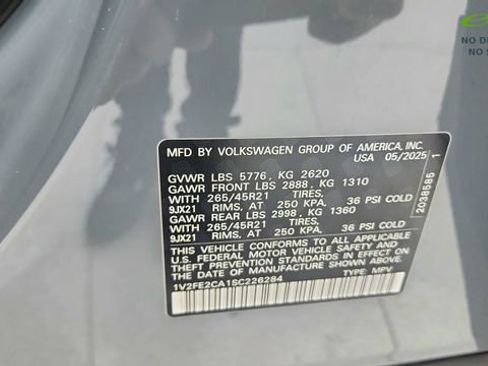 Used 2025 Volkswagen Atlas Cross Sport SEL Premium R-Line image 68