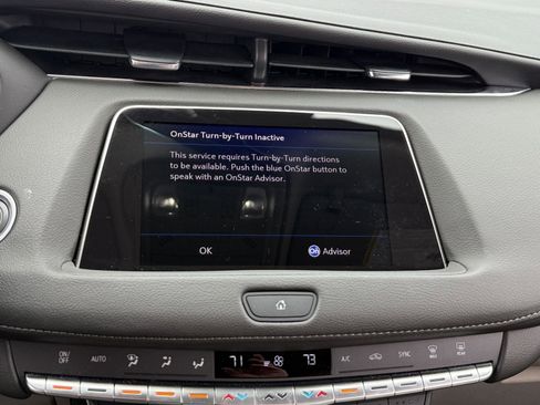 Used 2023 Cadillac XT4 Premium Luxury w/ Technology Package FWD image 31