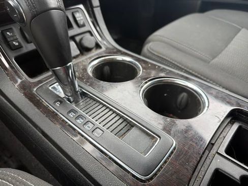 Used 2016 Chevrolet Traverse LT w/ Style and Technology Package FWD image 37