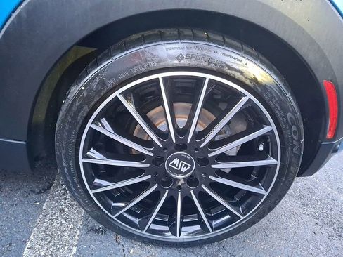 Used 2017 MINI Cooper S image 6