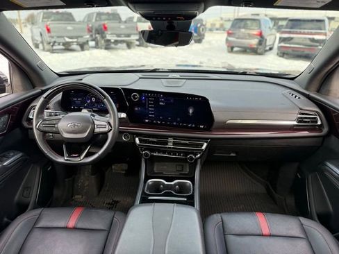 Used 2024 Chevrolet Traverse RS w/ LPO, Floor Liner Package image 3