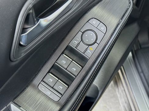 Used 2024 Nissan Rogue SV image 20