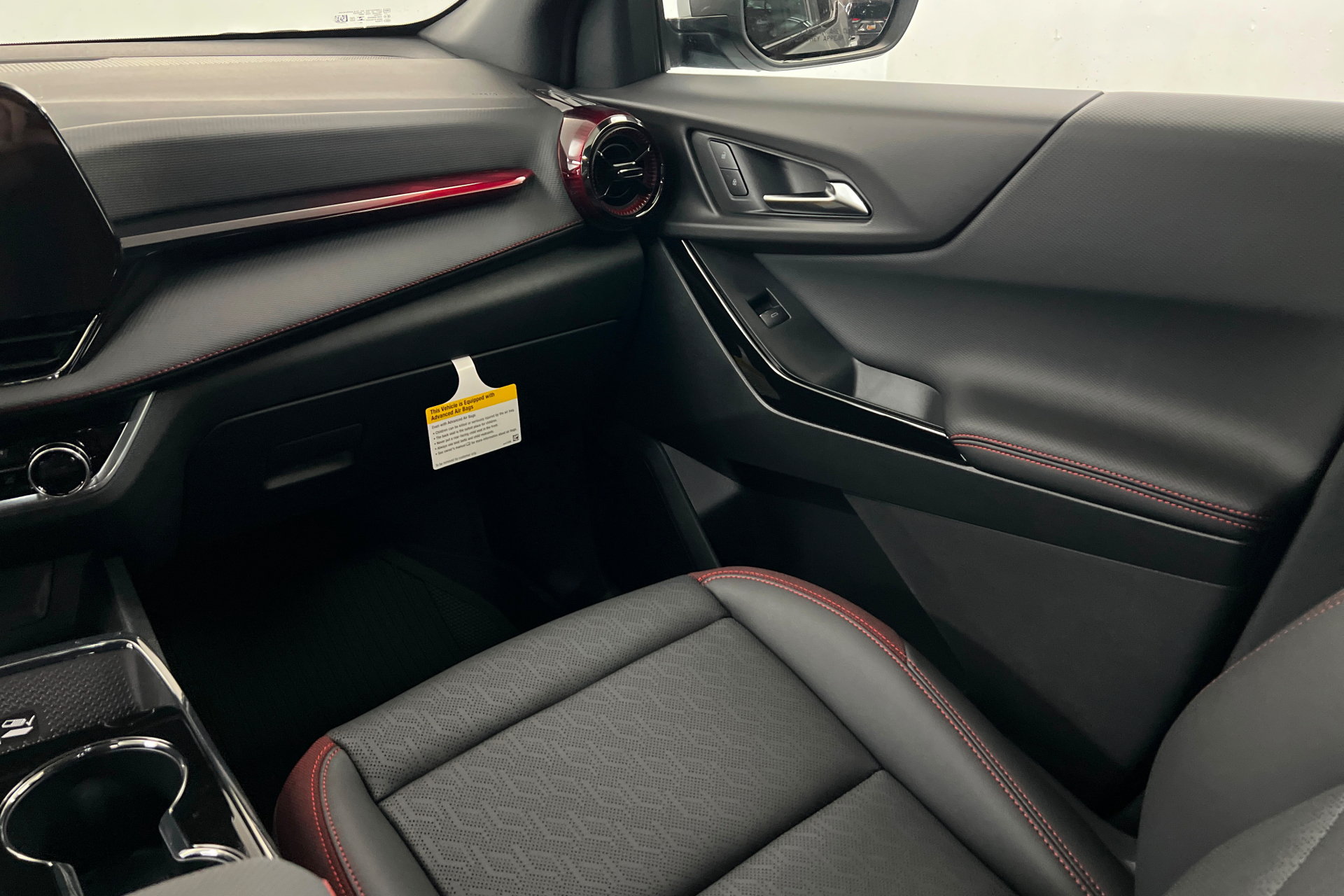 New 2027 Chevrolet Equinox RS w/ Safety and Technology Package AWD/4WD image 11