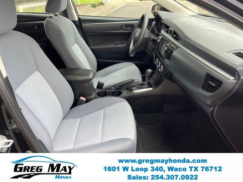 Used 2016 Toyota Corolla L FWD image 12