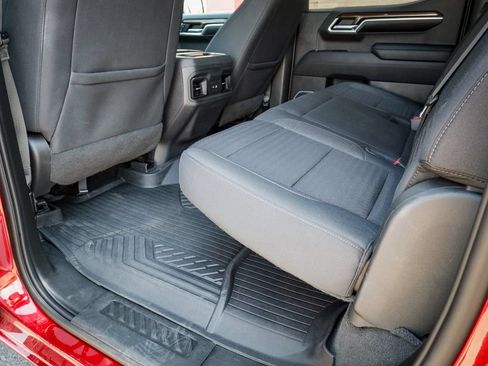 Used 2023 Chevrolet Silverado 1500 RST w/ Z71 Off-Road Package AWD/4WD image 31