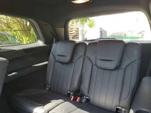 Used 2017 Mercedes-Benz GLS 450 4MATIC image 12