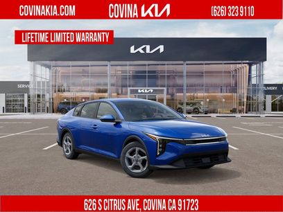 New 2025 Kia K4 LXS