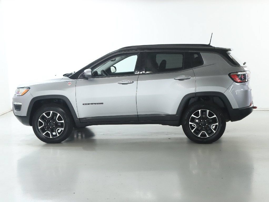 Used 2021 Jeep Compass Trailhawk AWD/4WD image 38