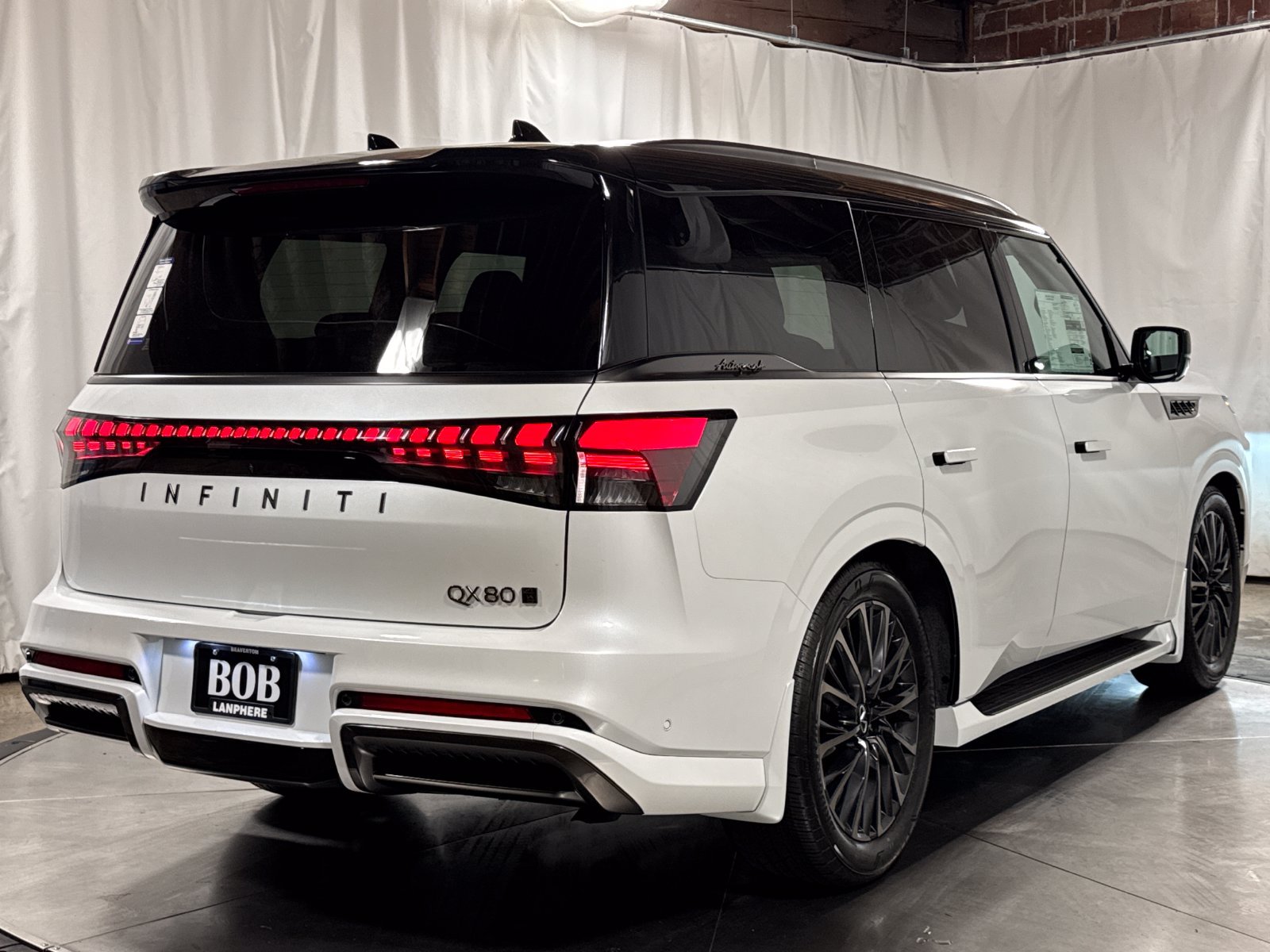 New 2026 INFINITI QX80 Autograph AWD/4WD image 10