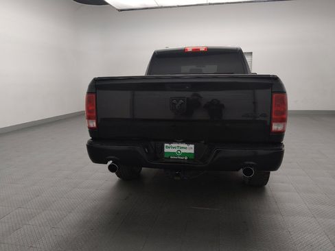 Used 2017 RAM 1500 Express w/ Black Ram 1500 Express Group image 7