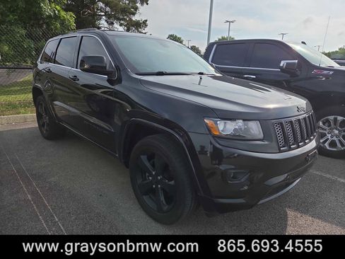 Used 2015 Jeep Grand Cherokee Altitude AWD/4WD image 1