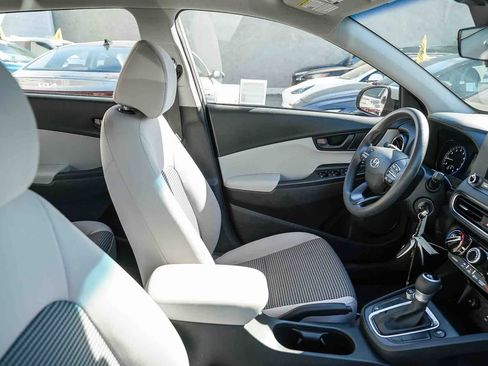 Certified 2023 Hyundai Kona SE image 15
