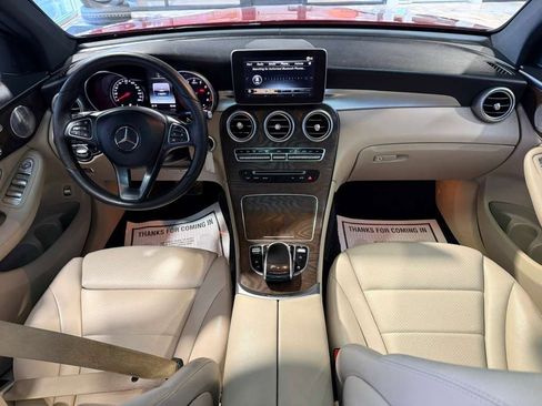 Used 2018 Mercedes-Benz GLC 300 4MATIC w/ Multimedia Package image 26