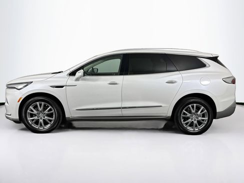 Used 2023 Buick Enclave Essence w/ Experience Buick Package image 7