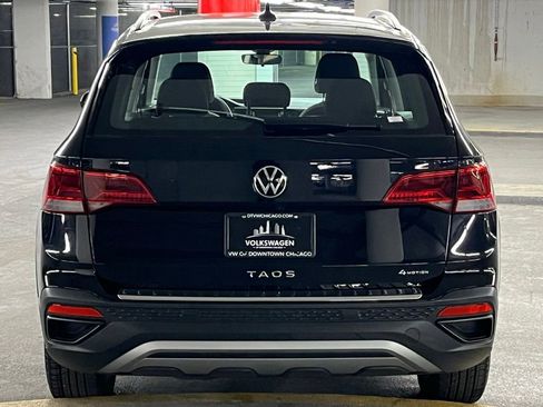 Certified 2024 Volkswagen Taos S image 31