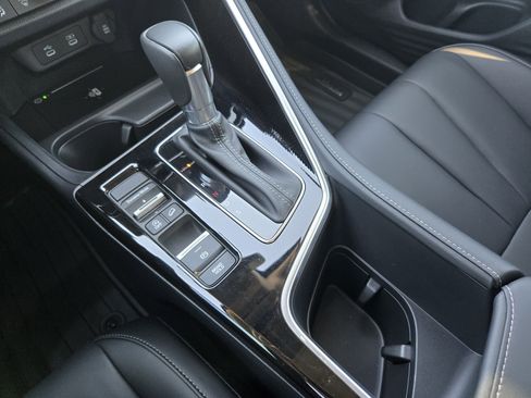 Certified 2025 Acura ADX Base image 26