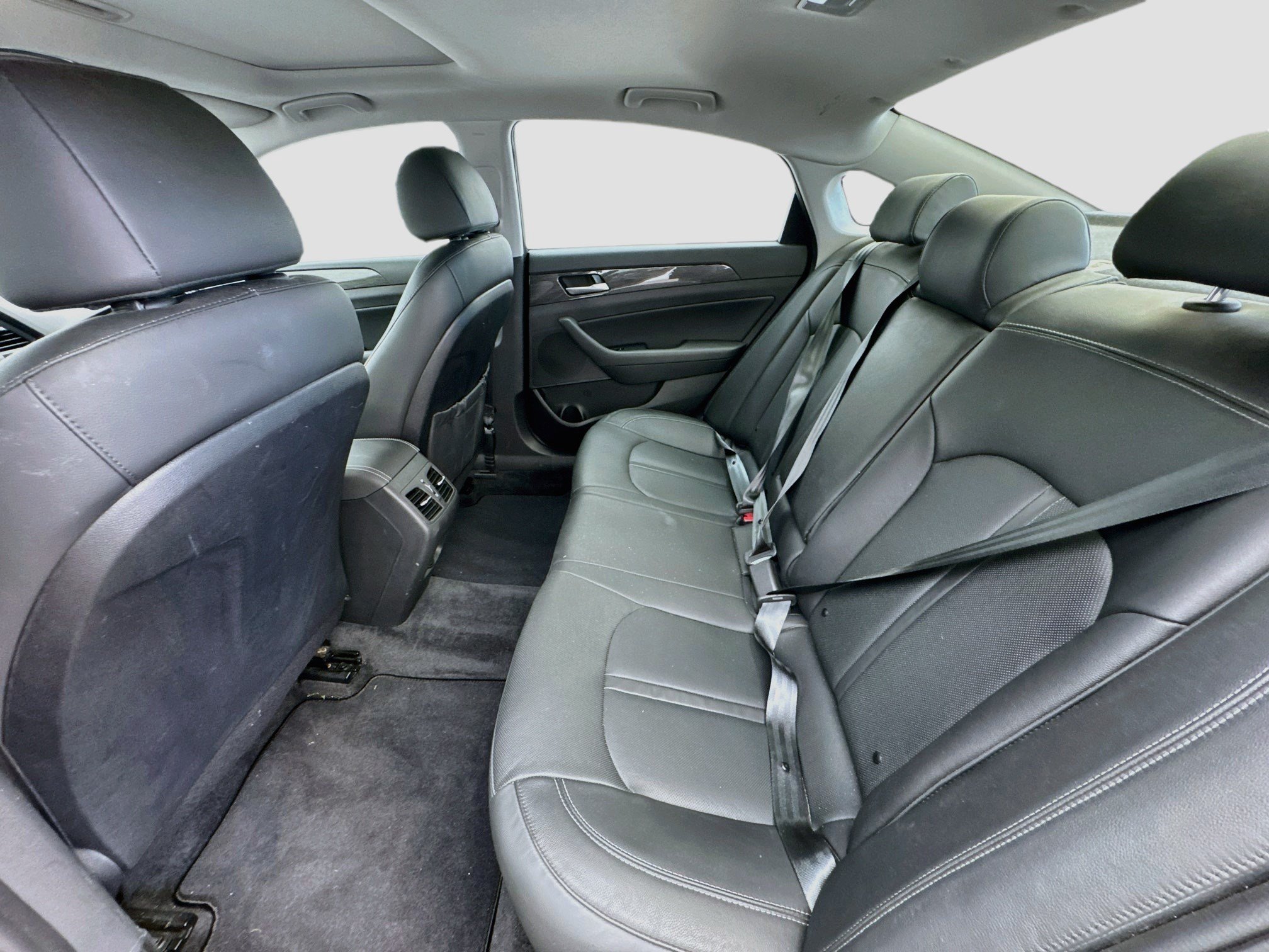 Used 2019 Hyundai Sonata Limited w/ Cargo Package FWD image 16