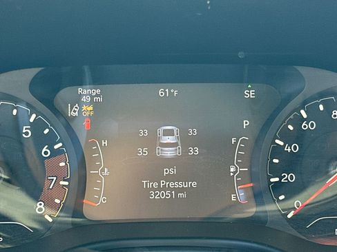 Used 2024 Jeep Compass Trailhawk image 27