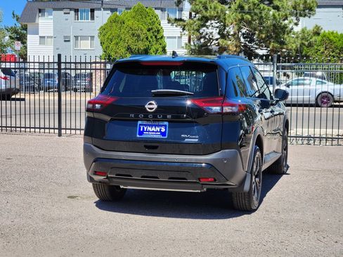 Certified 2023 Nissan Rogue SV w/ SV Premium B Package AWD/4WD image 7