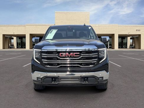 Used 2022 GMC Sierra 1500 SLT w/ SLT Premium Plus Package AWD/4WD image 2