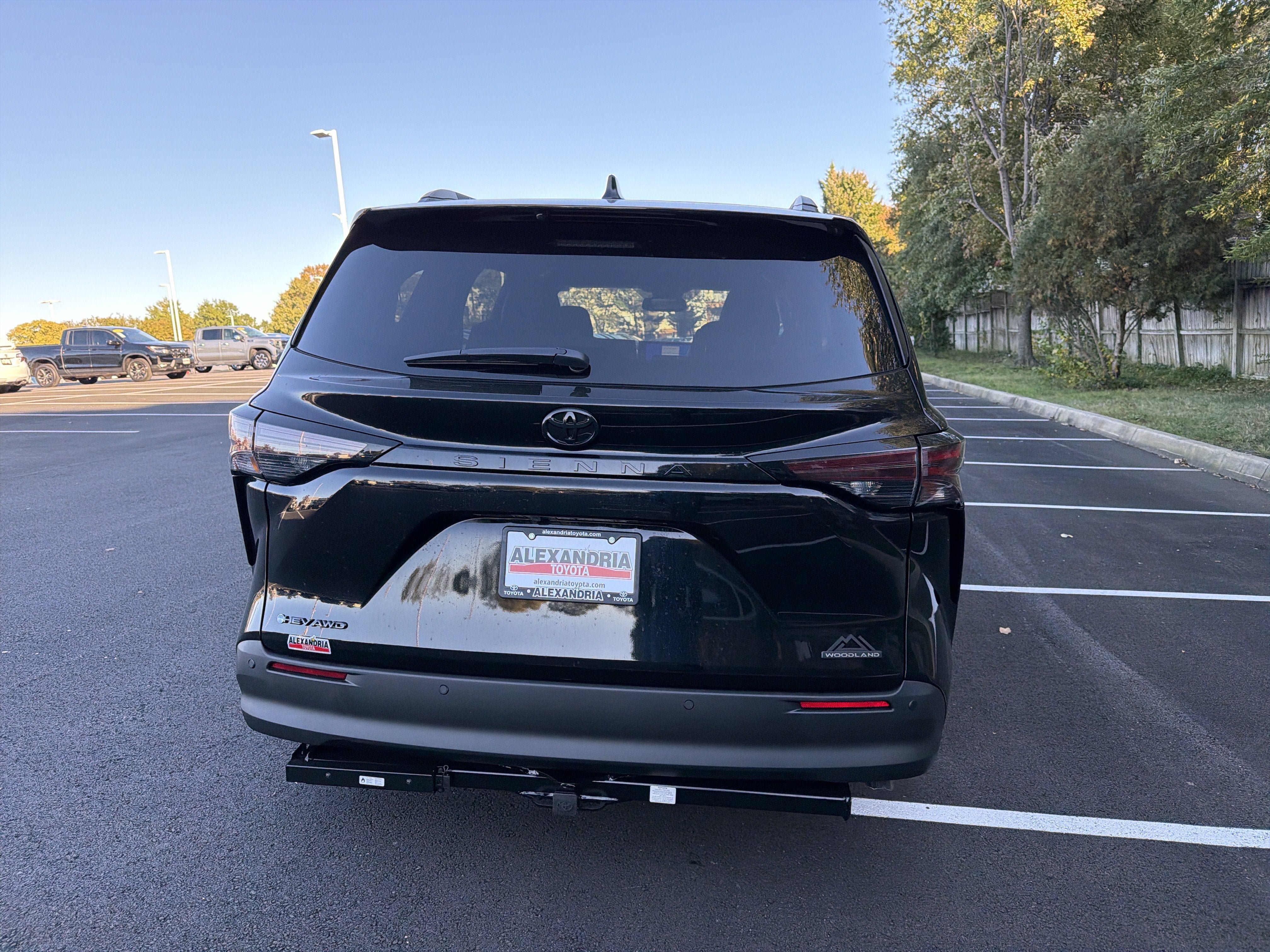 New 2026 Toyota Sienna XLE Woodland Edition AWD/4WD image 5