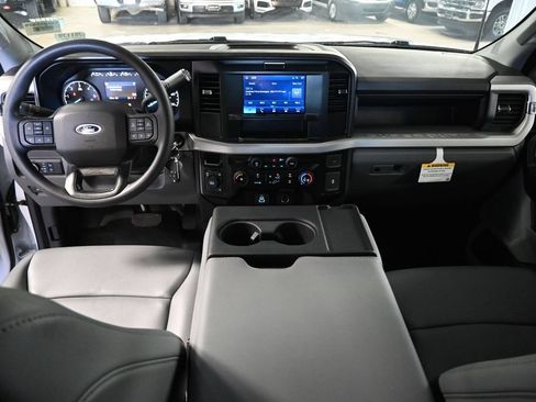 New 2025 Ford F450 XL w/ XL Chrome Package AWD/4WD image 21
