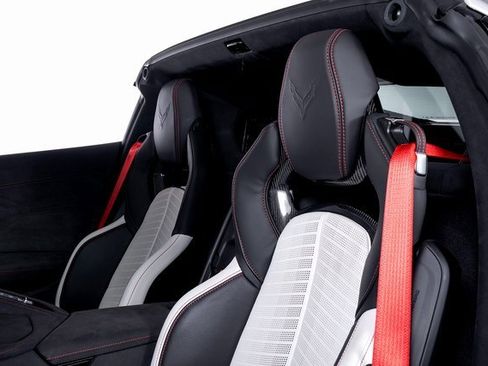 Used 2023 Chevrolet Corvette Z06 image 18