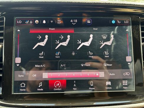 Used 2023 Dodge Durango R/T w/ Blacktop Package AWD/4WD image 19