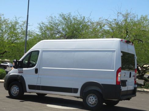 Used 2017 RAM ProMaster 2500 w/ Mopar Trailer Tow Group FWD image 5
