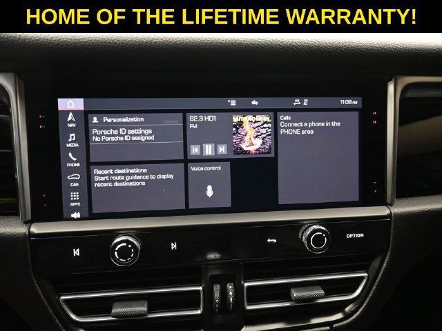 Used 2023 Porsche Macan S AWD/4WD image 31
