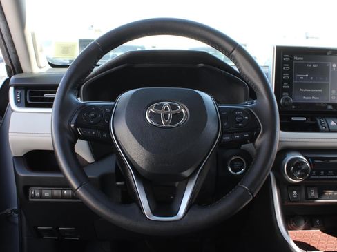 Used 2021 Toyota RAV4 Limited AWD/4WD image 11