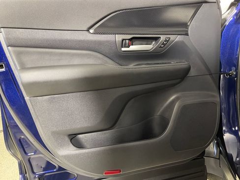 Certified 2026 Toyota Grand Highlander AWD Hybrid image 17