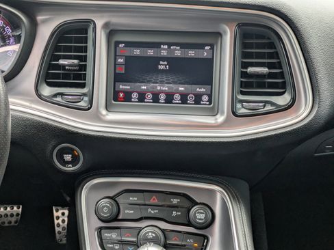 Used 2019 Dodge Challenger R/T w/ Blacktop Package image 17