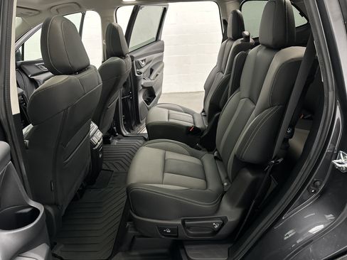 Certified 2025 Subaru Ascent Onyx Edition image 22