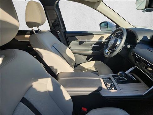 Used 2024 MAZDA CX-90 Plug-In Hybrid w/ Preferred image 5
