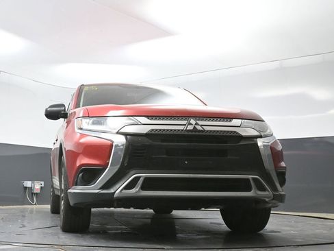Used 2019 Mitsubishi Outlander ES FWD image 24