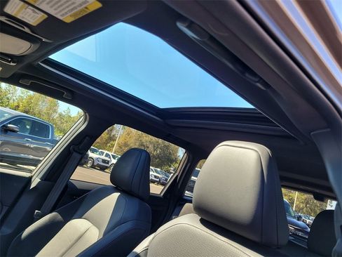 Used 2025 Subaru Forester Touring image 20