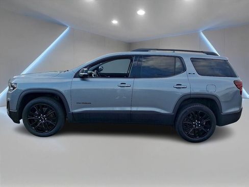 Used 2023 GMC Acadia SLE w/ Driver Convenience Package FWD image 7