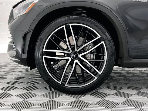 Certified 2022 Mercedes-Benz GLC 43 AMG 4MATIC image 8