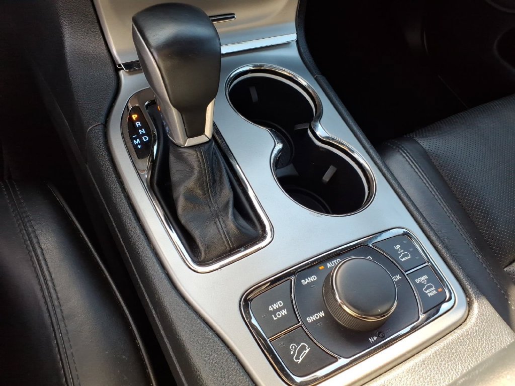 Used 2020 Jeep Grand Cherokee High Altitude AWD/4WD image 9