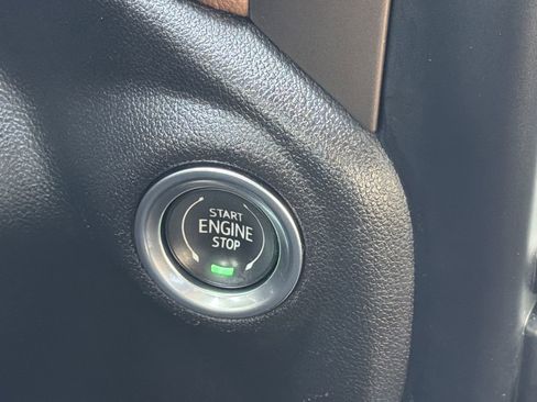 Used 2021 Chevrolet Silverado 2500 High Country w/ Z71 Off-Road Package image 8