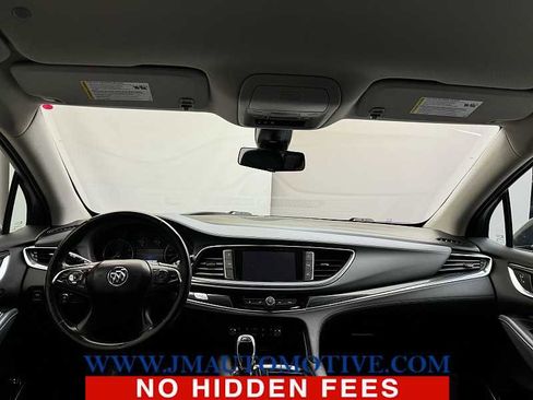 Used 2018 Buick Enclave Premium image 11