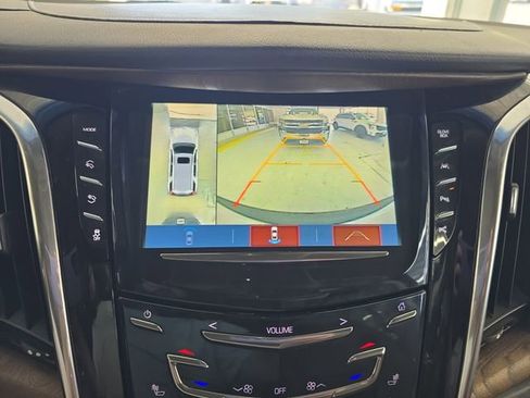 Used 2018 Cadillac Escalade ESV Premium Luxury AWD/4WD image 20