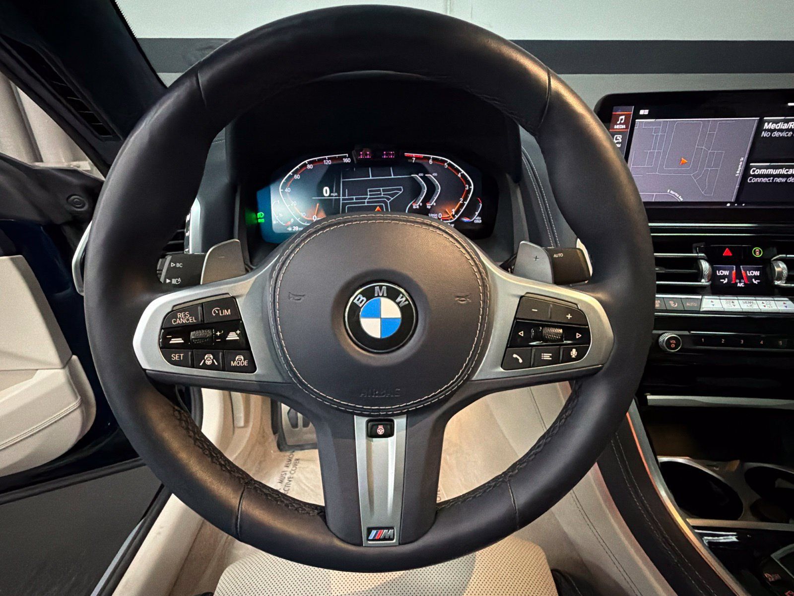 Used 2025 BMW 840i xDrive AWD/4WD image 30