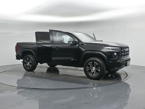 Used 2023 GMC Canyon AT4 image 36