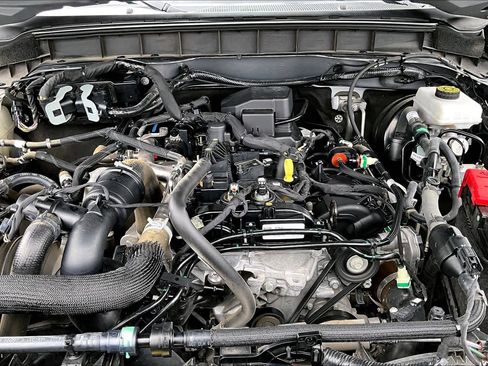 Used 2022 Ford Bronco Outer Banks AWD/4WD image 33