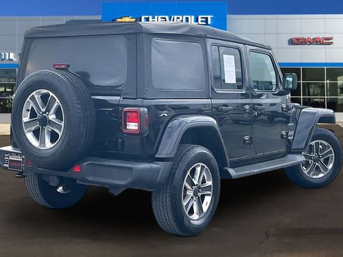 Used 2020 Jeep Wrangler Unlimited Sahara AWD/4WD image 6