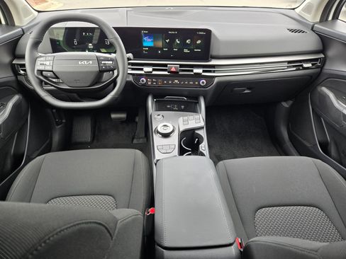New 2026 Kia Sportage LX image 10