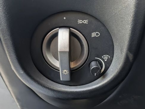 Used 2005 Aston Martin DB9 Volante image 34