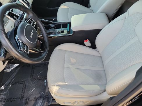 Used 2022 Kia Sorento SX image 21